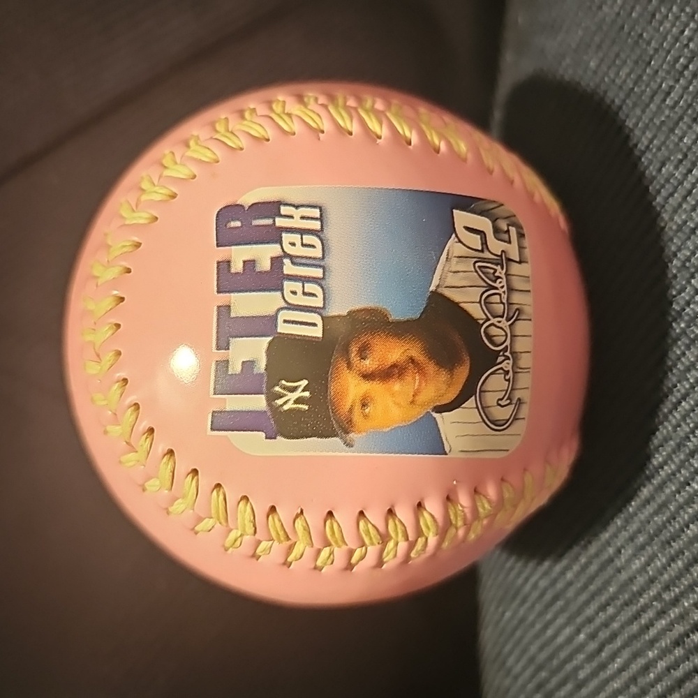 NY Yankees 2005Derek Jeter Rawlings Pink Souvenir Collectible Baseball